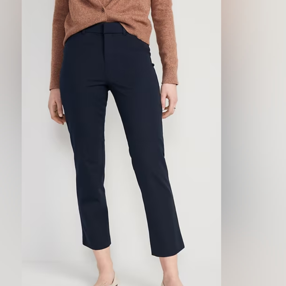 SALE NWT Old Navy High-Waisted Pixie Straight Pants - Picture 2 of 8